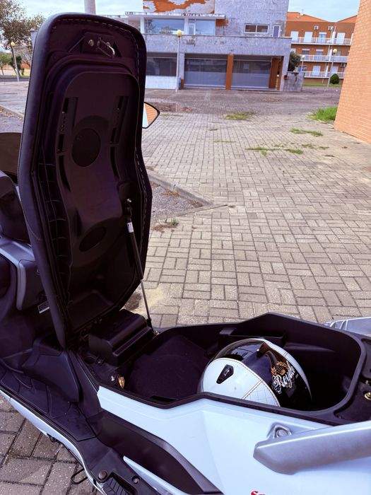 Daelim S3 125cc - Scooter