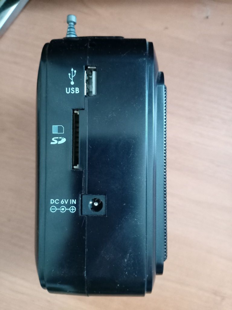 FM Radio WiTH MP3 Player  PX-08 UR