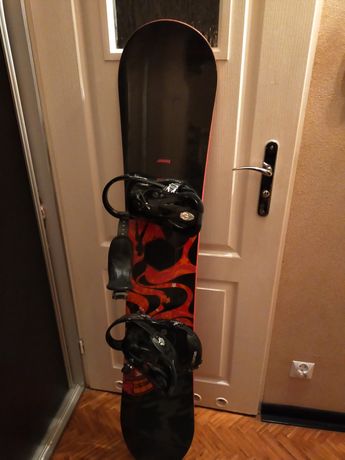 Deska snowboardowa Hammer, wiązania Burton, buty Burton r. 38, zestaw