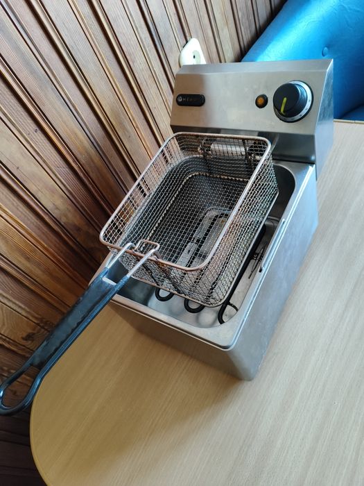 Фритюрниця HENDI 6 л