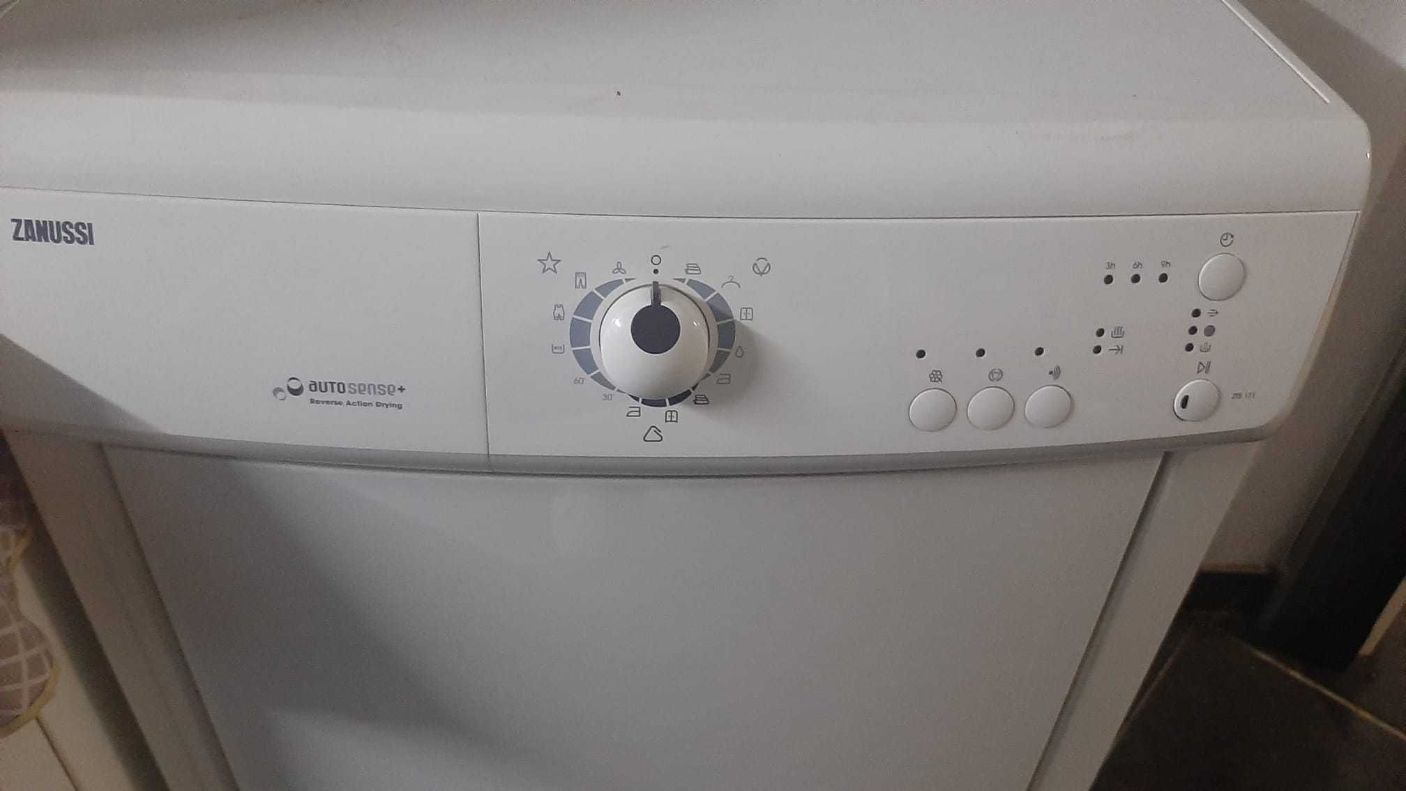 Máquina secar Zanussi como nova, com pouco uso