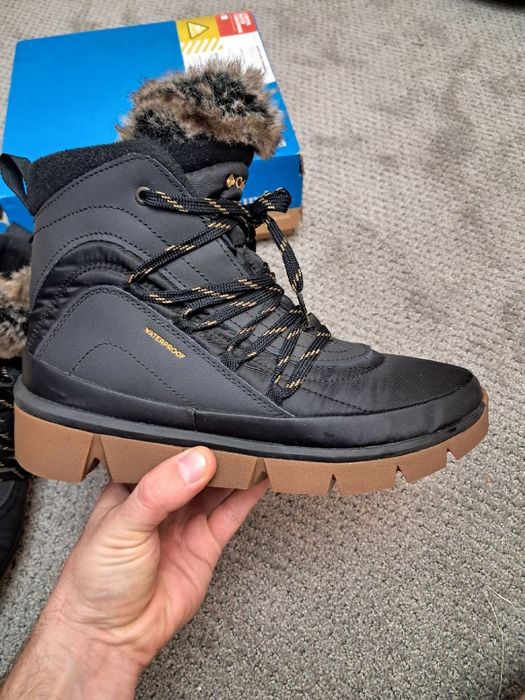Columbia чоботи жіночі, сапожки, ботінки ,