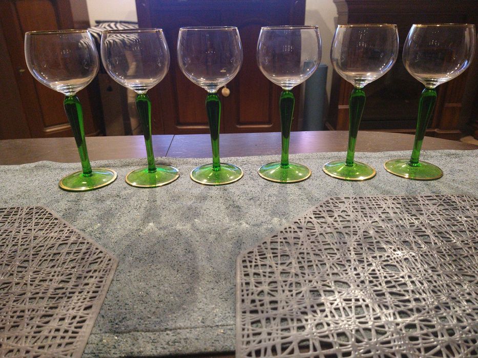 Kieliszki do wina czasy PRL