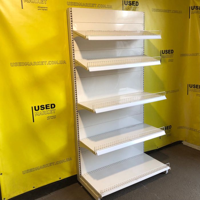 Торгові металеві стелажі Бу з полицями або перфопанелями для магазинів