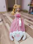 Tanczaca lalka barbie na pilota