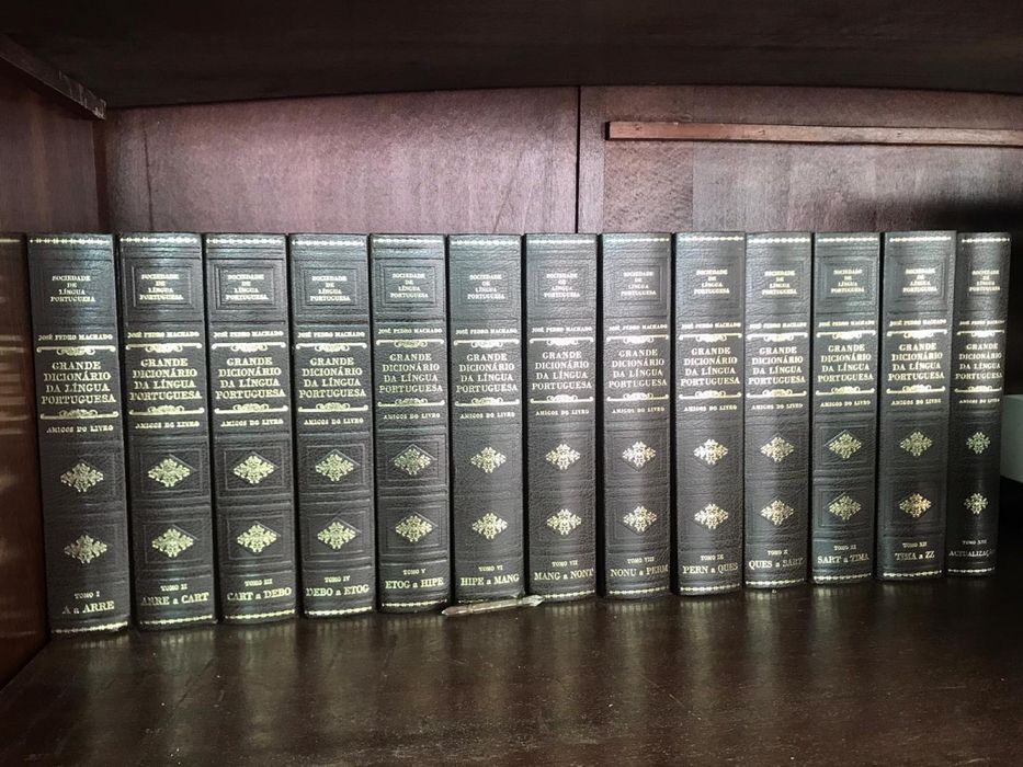 Vendo varios livros historia de portugal, 2*guerra mundial.