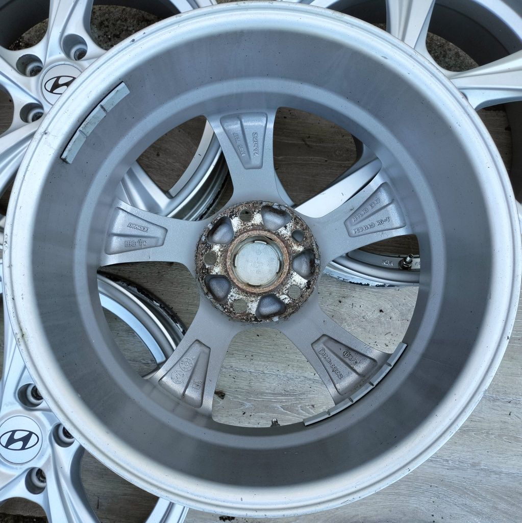 Felgi aluminiowe Hyundai Tucson IX35 Kona I30 I40 7x17 ET47 5x114,3