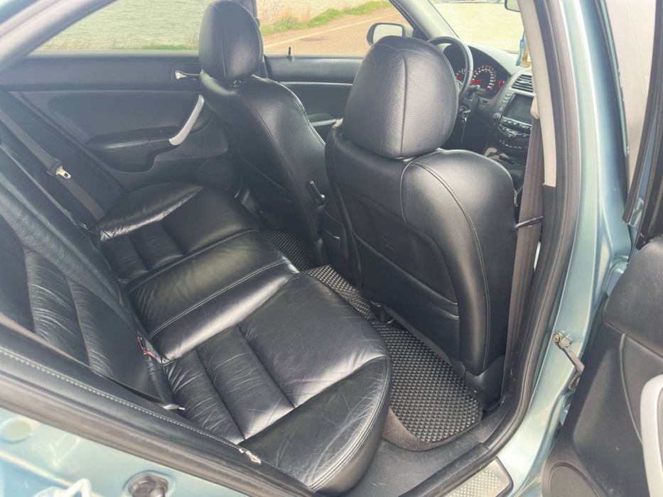 Срочно Хонда Аккорд, состояние отличное