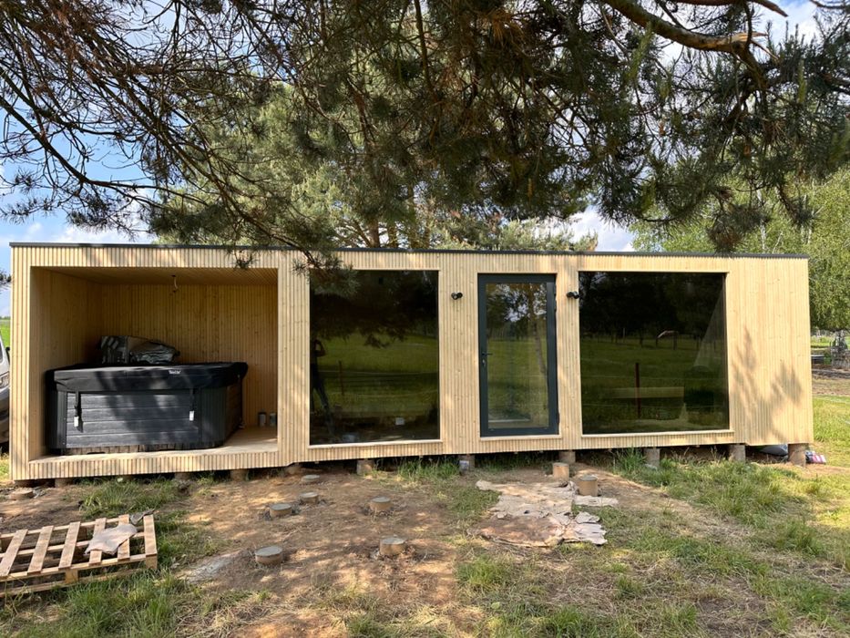 SAUNA OGRODOWA z opcją jacuzzi