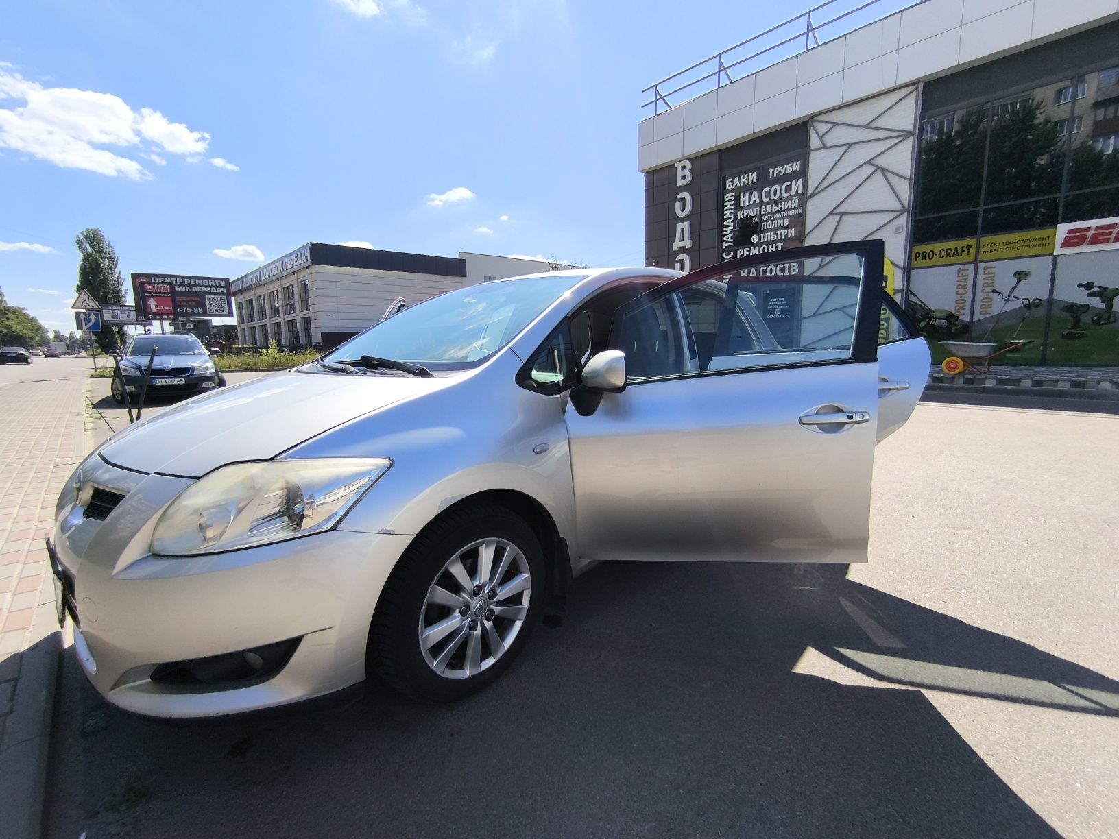 Продам свою Toyota Auris 2007 в отличном состоянии