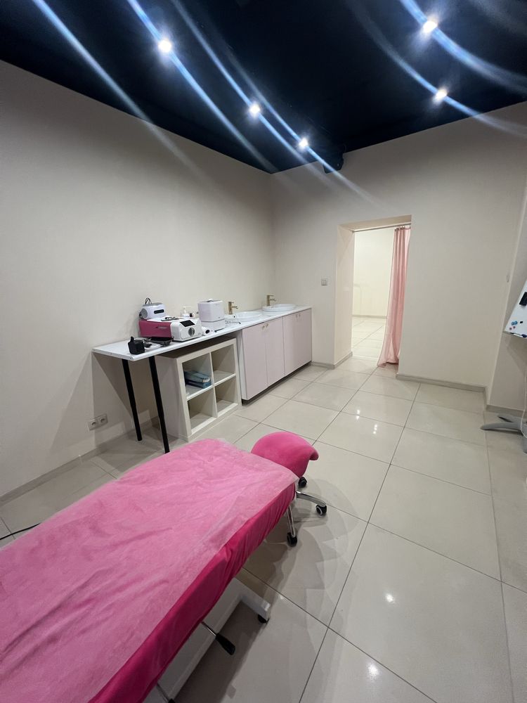 Odstąpię wyposażony lokal SALON KOSMETYCZNY, Wynajmę lokal kosmetyczny