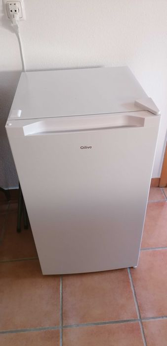 Arca frigorifica vertical (pequena)