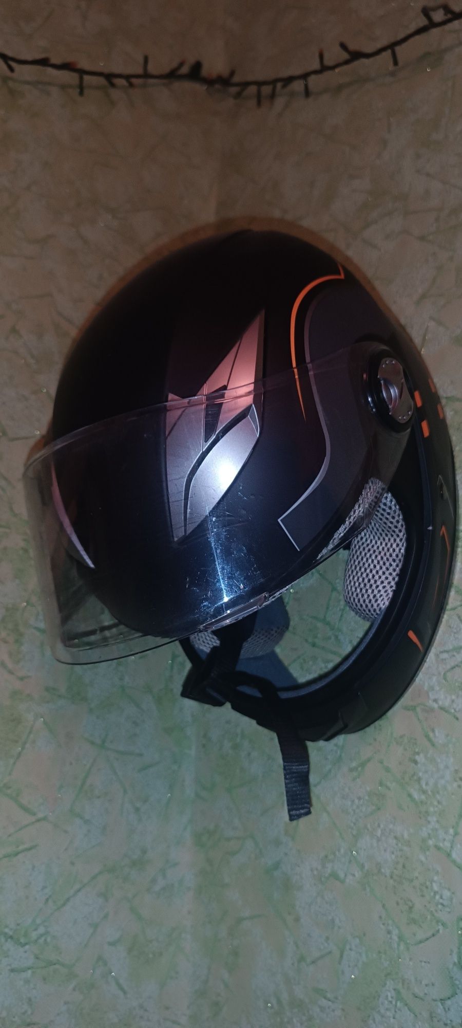 продам шлем мотоциклетный