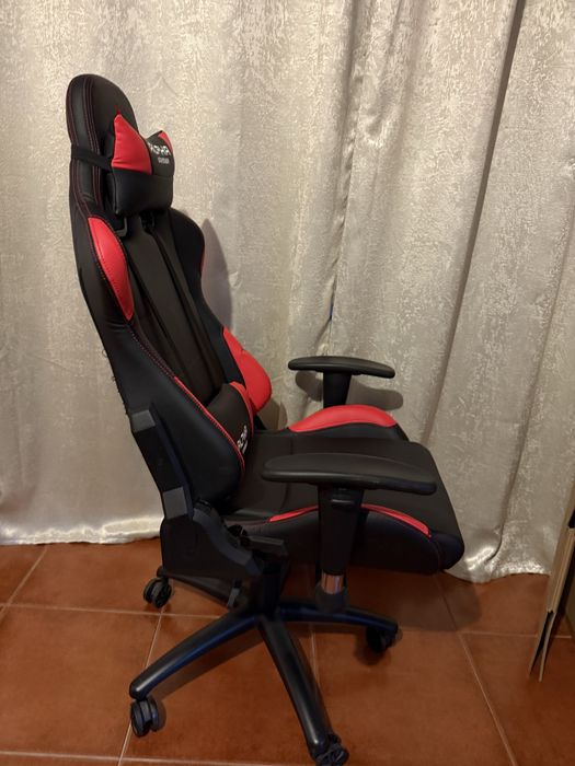 Cadeira Gamer ajustavel