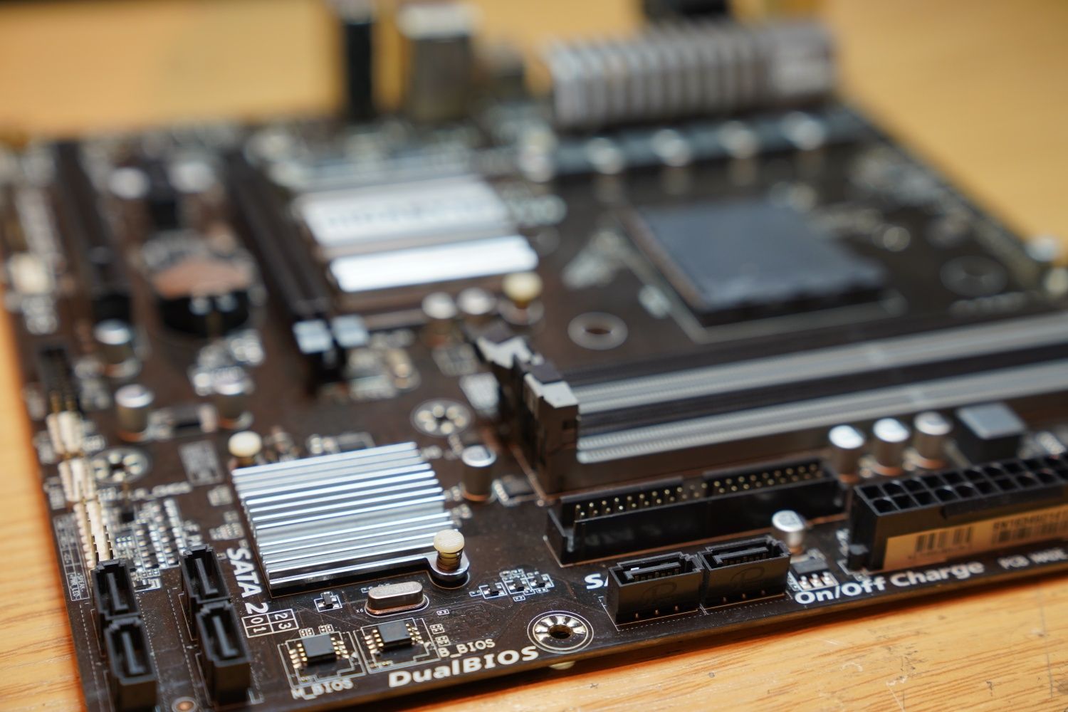 Płyta główna Gigabyte GA-78LMT-USB3