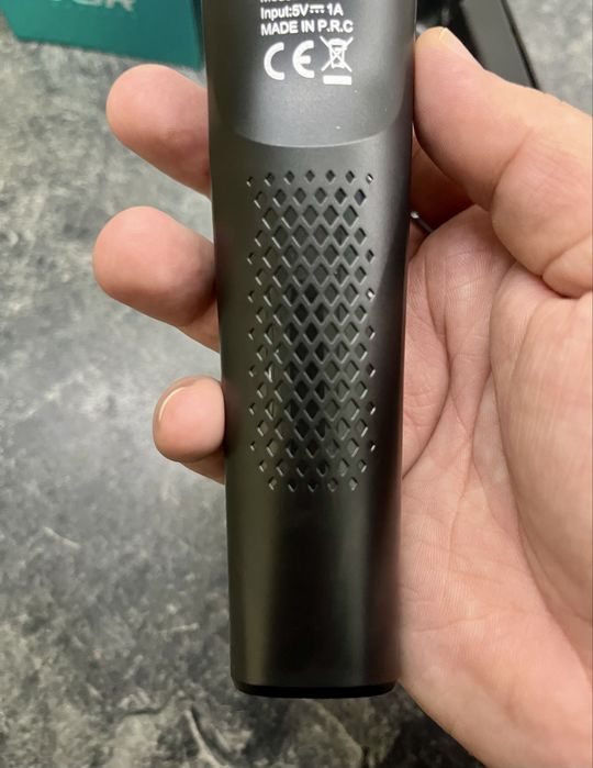 Машинка тример для стрижки волосся, триммер. Мужская. Чоловіча.