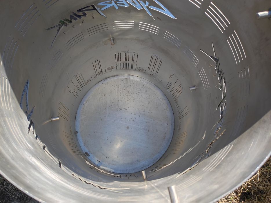 Cyberpunk palenisko - grill - koksownik