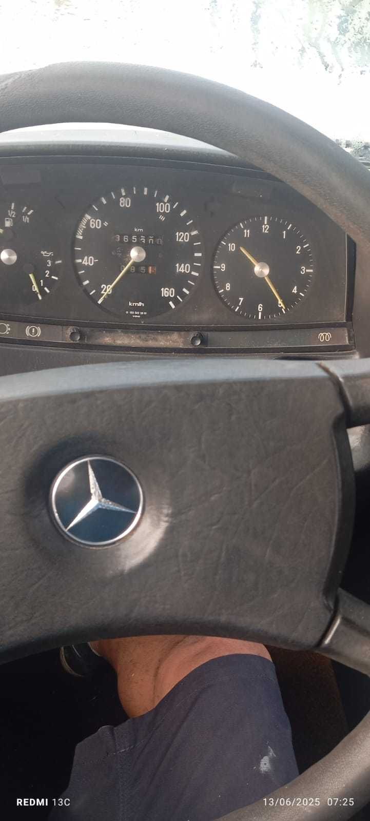 Mercedes-benz 240d