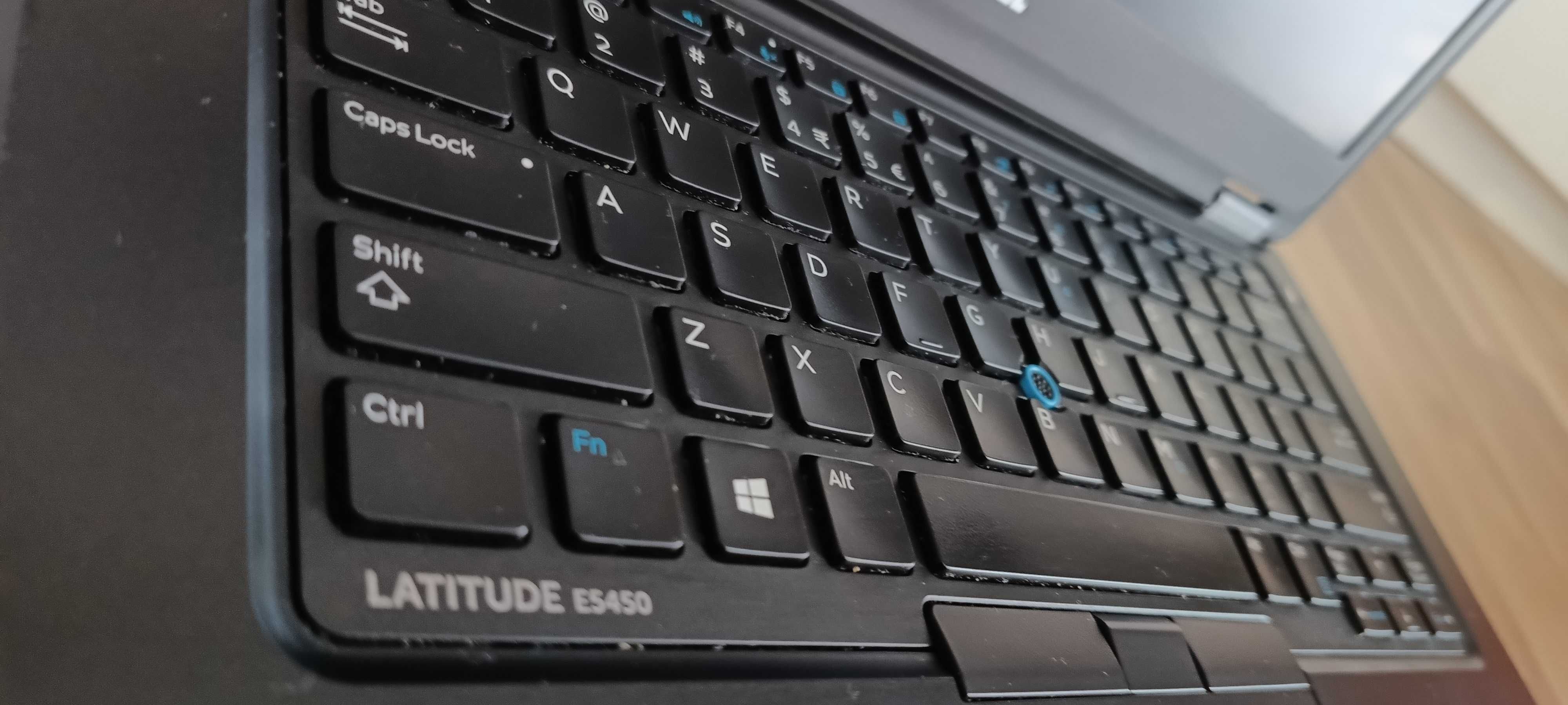 DELL Latitude 5450 i5 Win 10  SSD 256GB 8/16GB