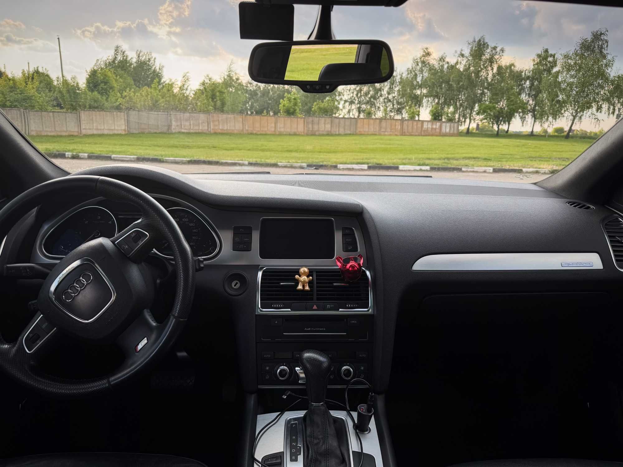 Audi Q7 2011 Ідеал