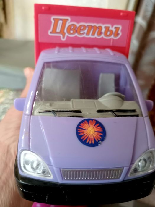 Машина военная,для цветовв