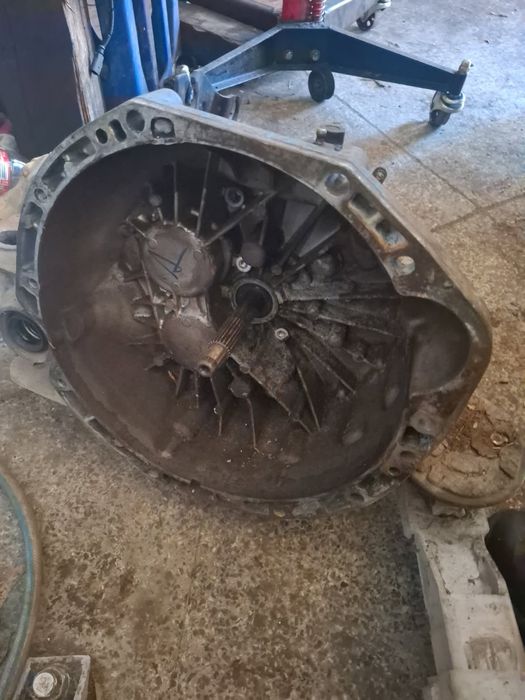 Skrzynia biegów Renault Trafic 2 dCi 6 biegów