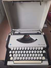 Máquina de Escrever Antiga- A Funcionar e com Caixa Protetora!
