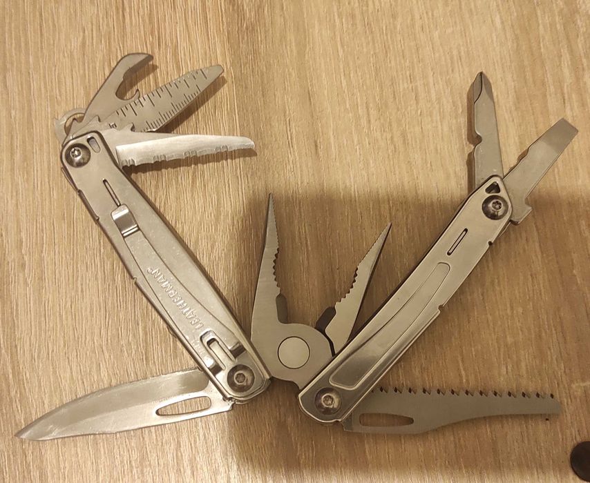 Мультитул Leatherman Sidekick