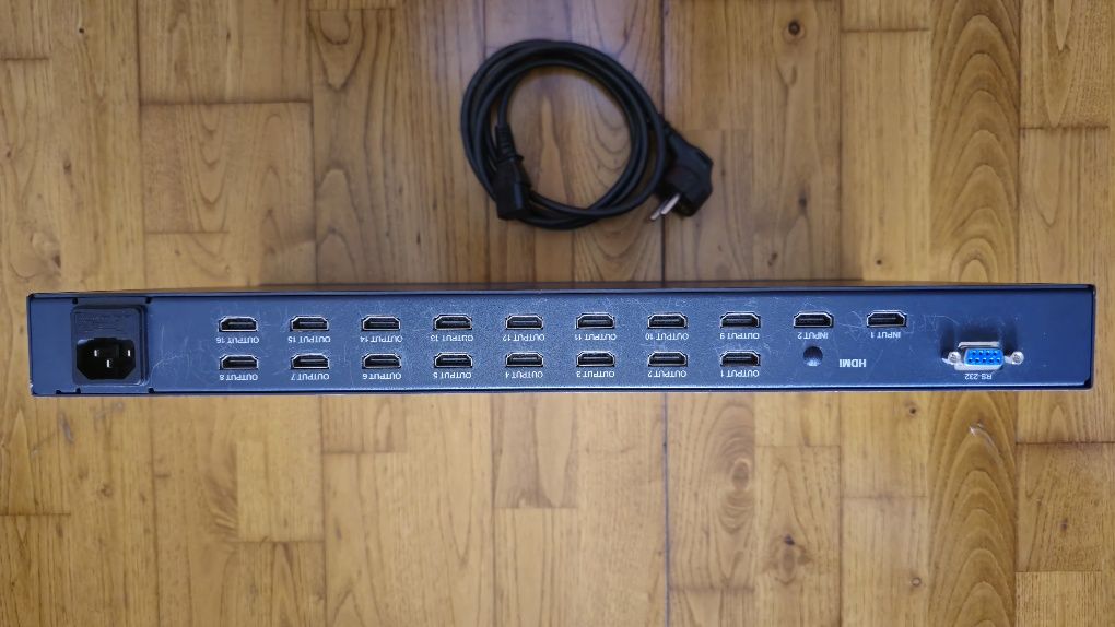 Distribuidor Kramer VM-216H - 2 entradas para 16 saídas HDMI