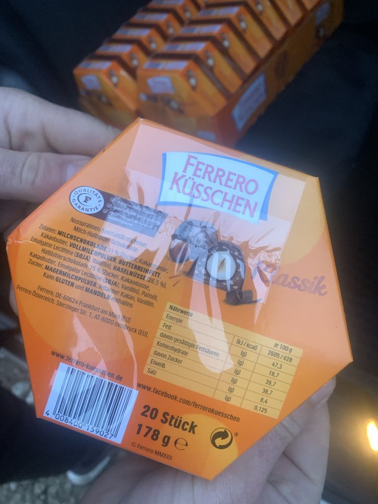 Цукерки Ferrero Kusschen