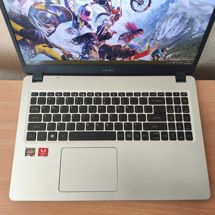 Стильний/практичний Acer A515-43 15.6"FHD/IPS Ryzen 3/8GB/128SSD/Vega3