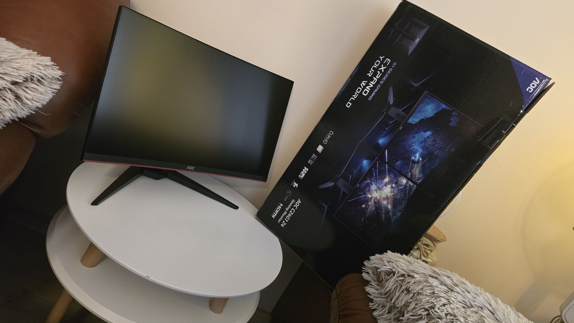 Monitor Gamingowy AOC 144Hz 24 cale Curved