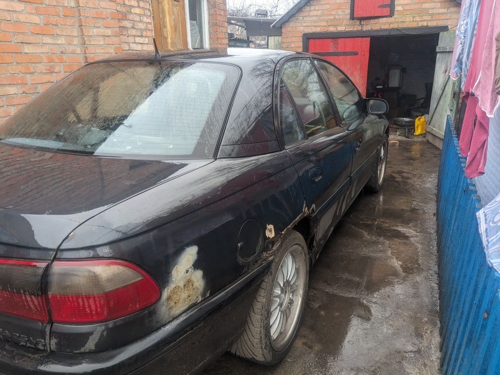 Opel omega B 2.5