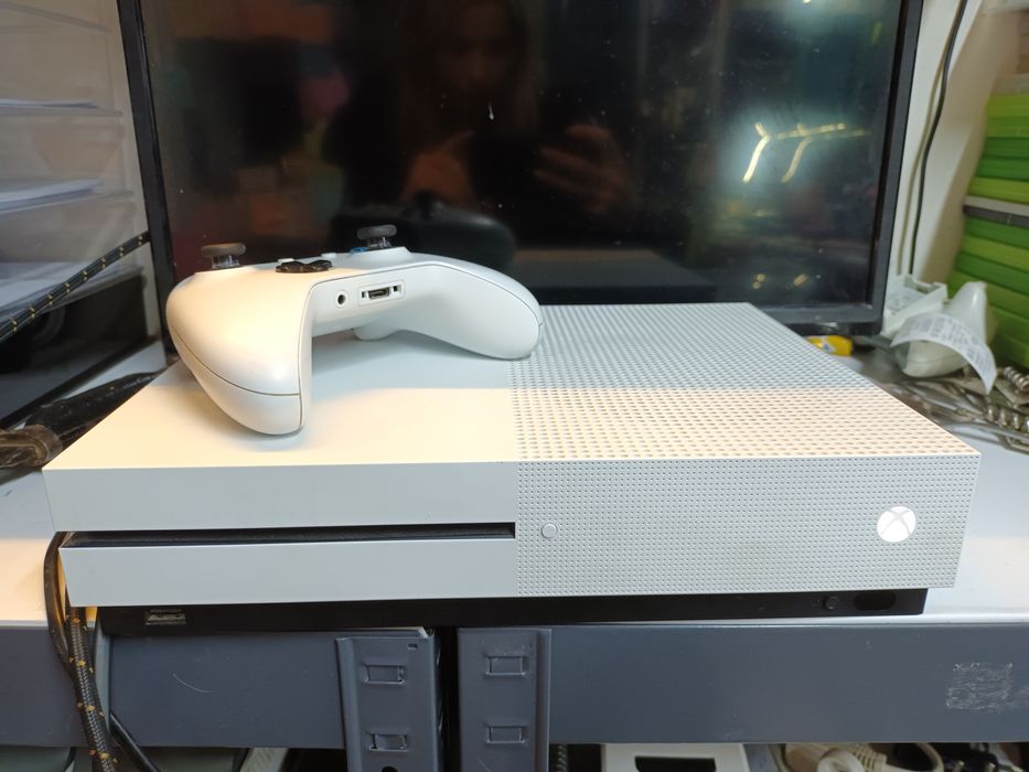 Konsola Xbox one S 2x pad 1TB