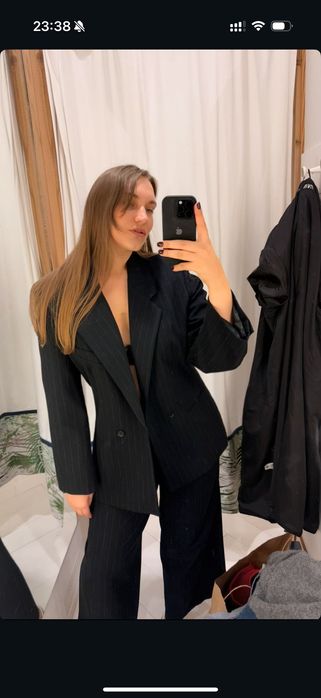 стильний костюм Zara M-L в смужку