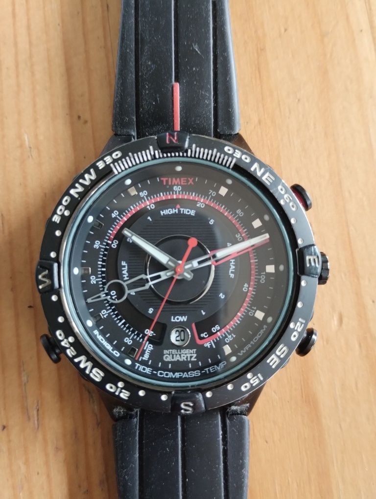 Zegarek Timex T2N720 kultowy model