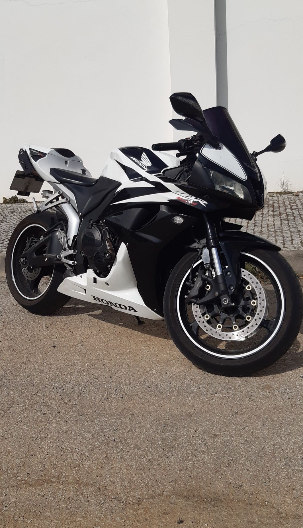 Honda cbr 600 rr