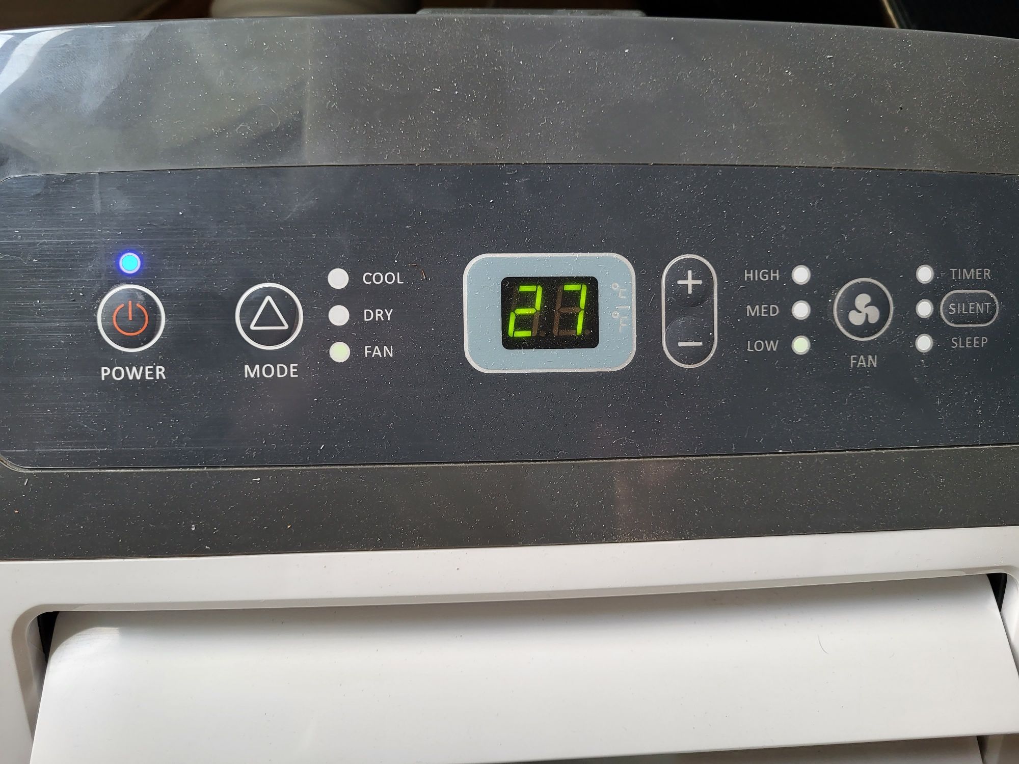 Кондиціонер мобільний Hisense APC12 | 3,5кВт | 35м² | 12000BTU | 52дБ