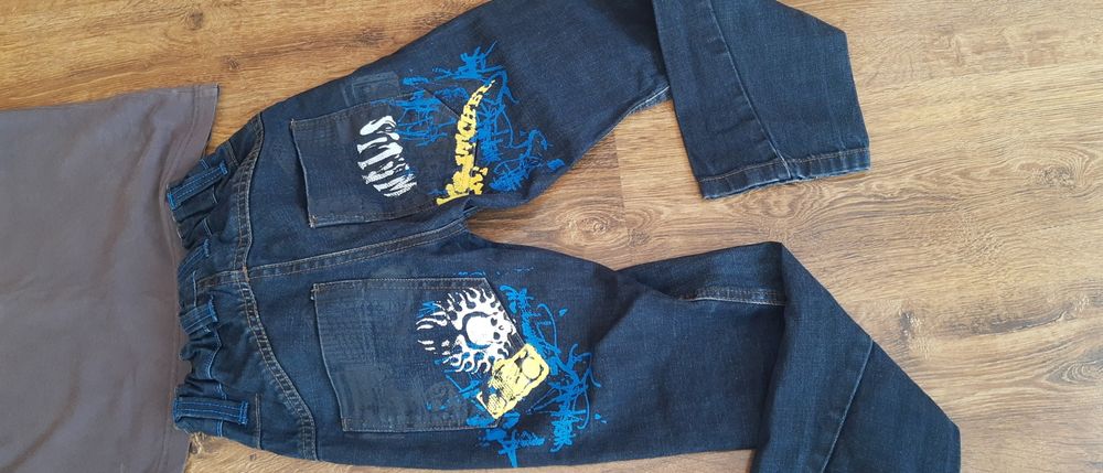 Dzinsy 128 i t-shirt na 7-8 lat