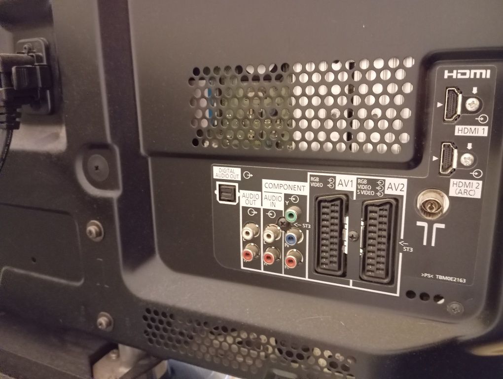 Panasonic viera TXP42X20X + stolik szklany