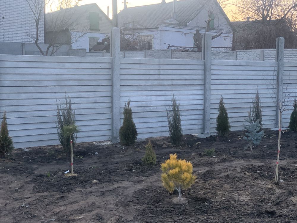 Еврозабор с установкой и доставкой столбы на 6 и 5 плит производим