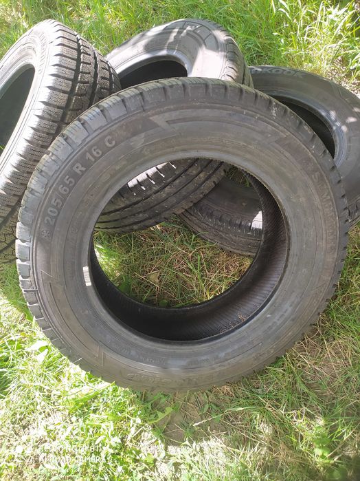 Шина Micheline225/65/16С,Semperit зима10-11мм-205/65/16с