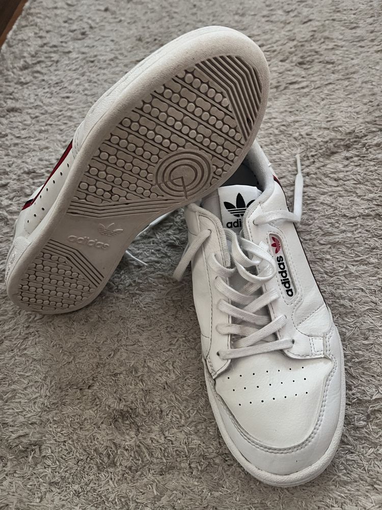 Sapatilhas adidas 37.5