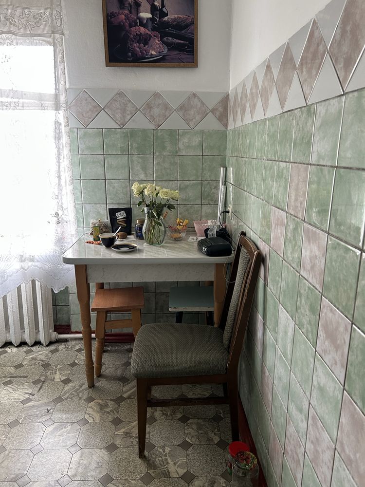 Продам 4-х кім. квартиру в центрі міста