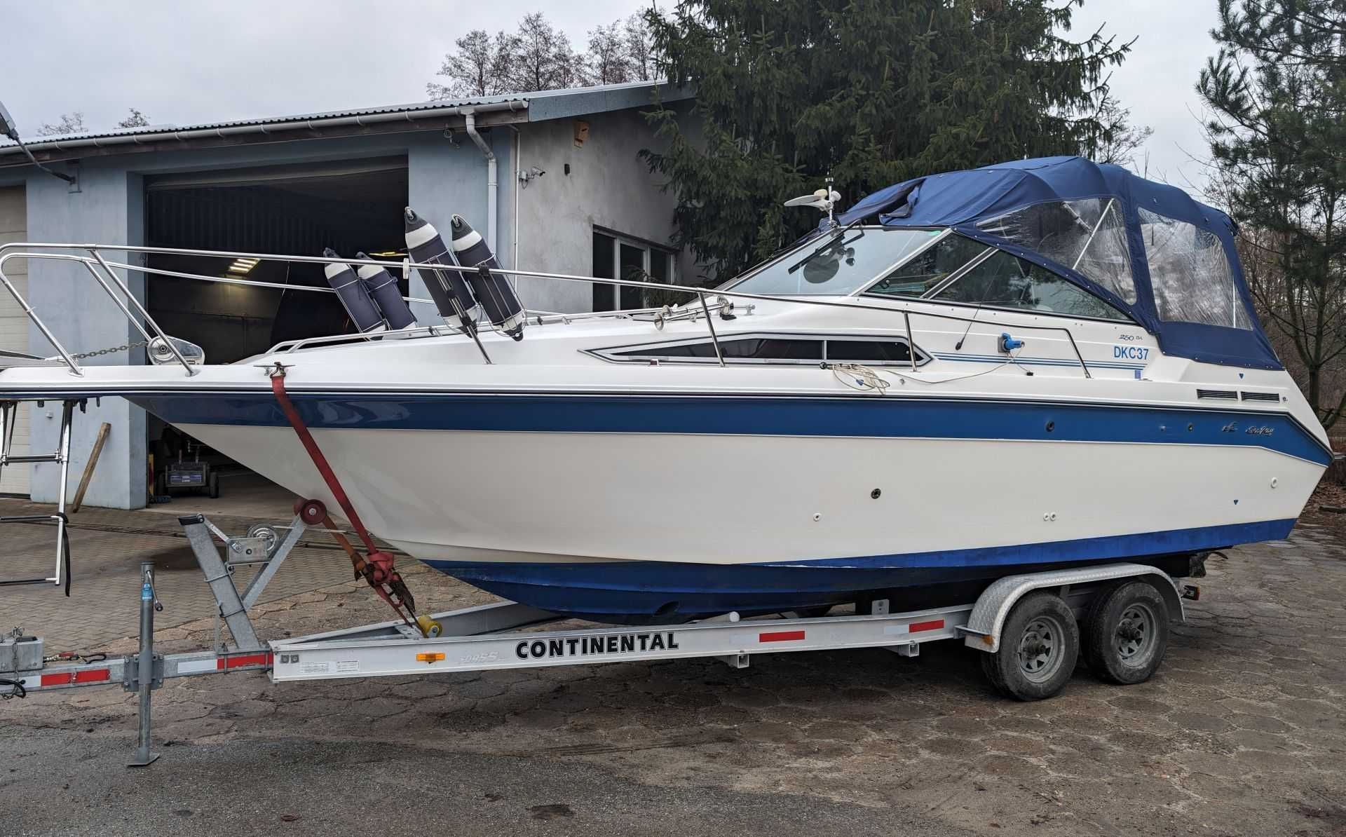 Jacht SEA RAY 250 DA