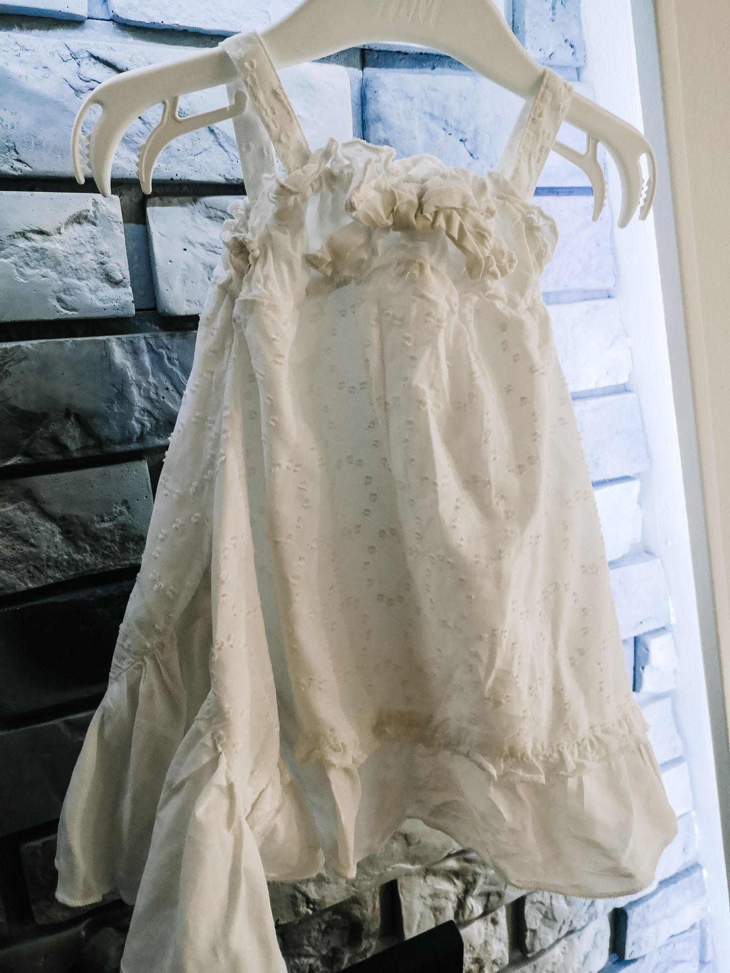 Piękna biała sukienka letnia 74-80cm