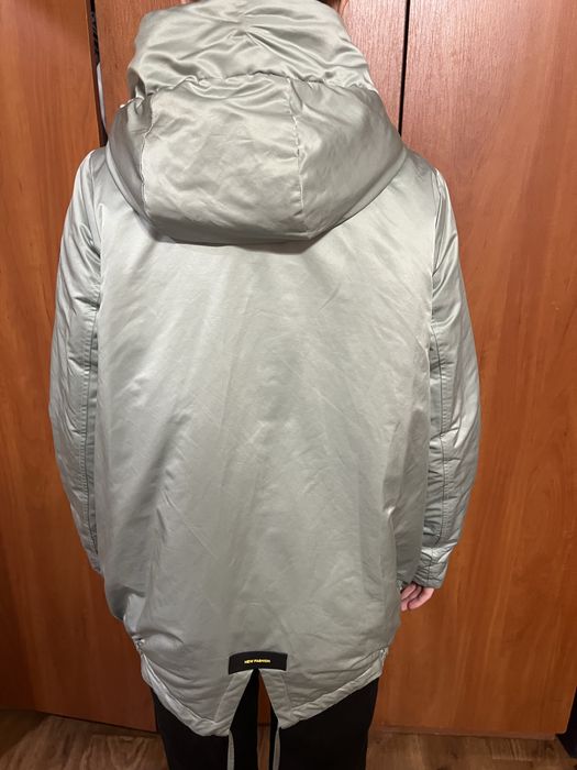 Куртка жіноча осіння