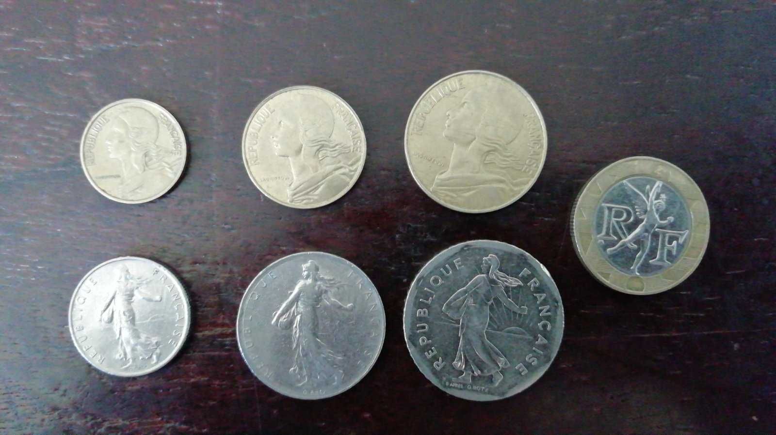 Много иностранных монет, только обмен.