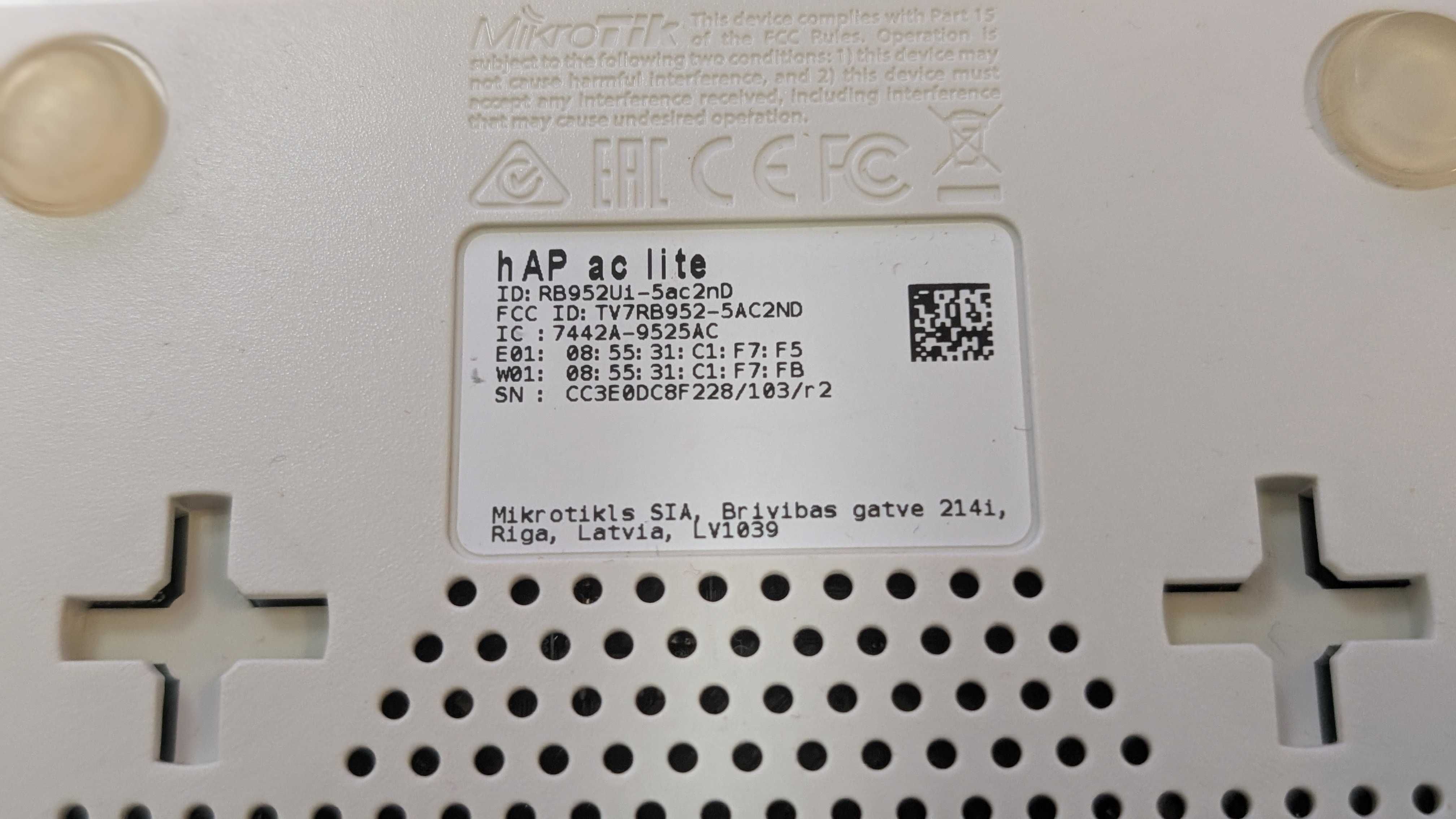 Продам роутер Mikrotik HAP ac lite 5GHz/2.4GHz