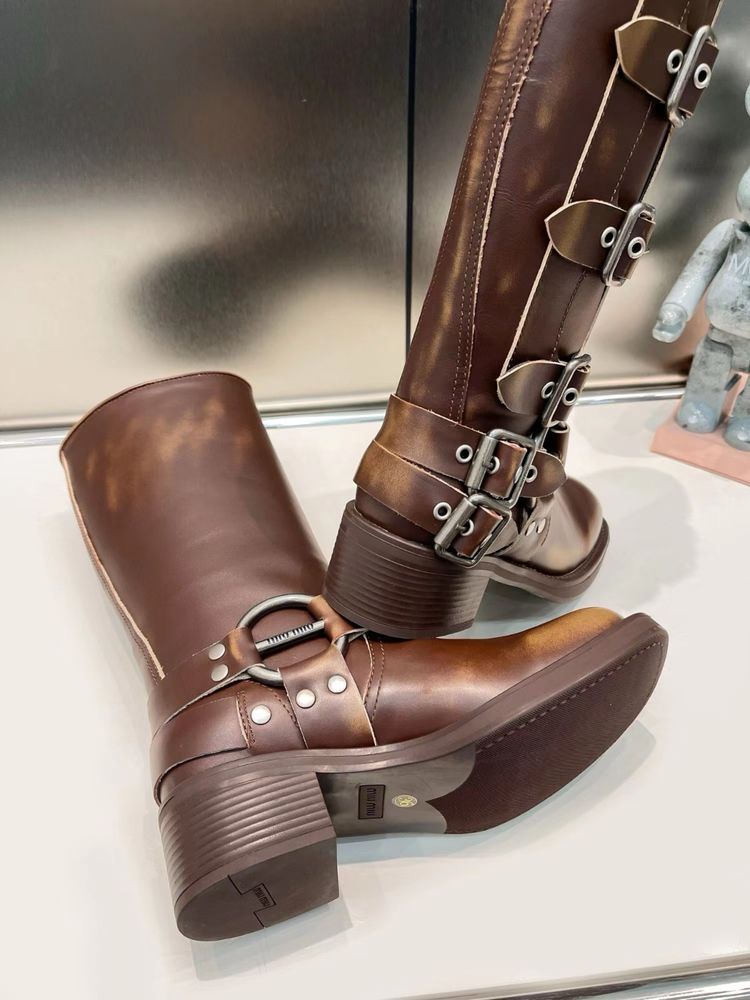 Botas Miu Miu em Pele C/caixa NOVAS